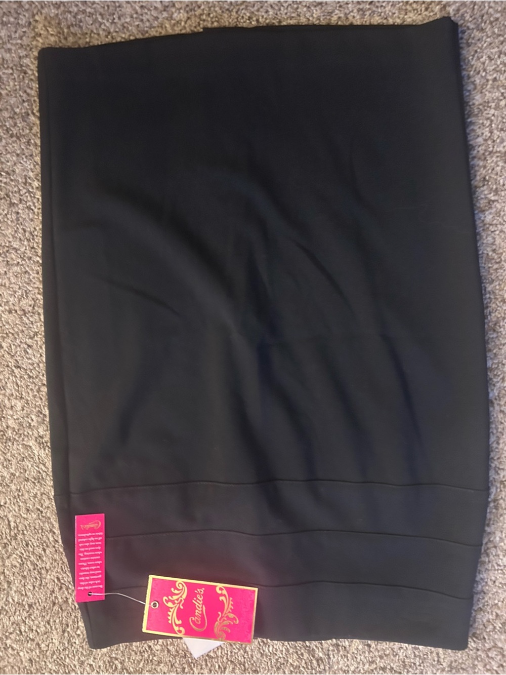 Candie's Black Fitted Pencil Skirt